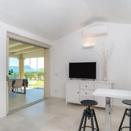Villa 31B 빌라 골푸아랑시